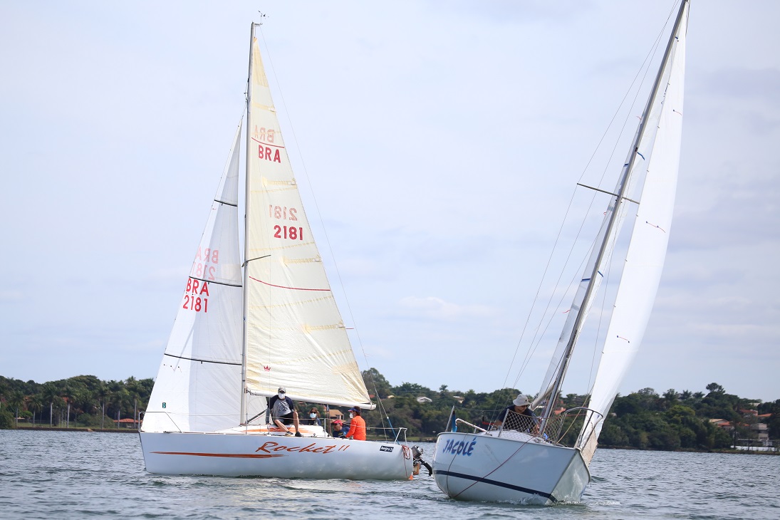 Iate Realiza Regata Em Comemora O Aos Seus Anos Fnb