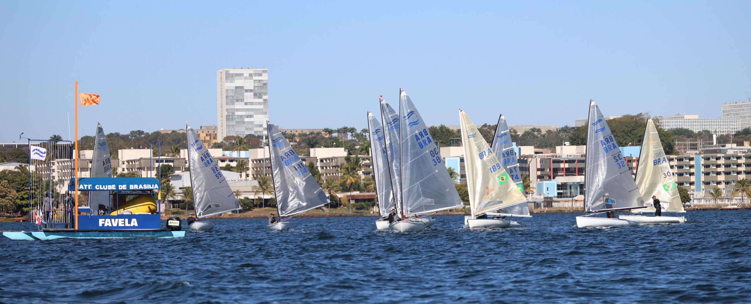 Campeonato Brasileiro de FINN é realizado em Brasília